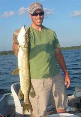 lodges in canada with northern pike