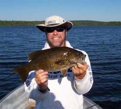 fishing trophy smallmouth bass in Ontario