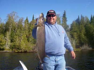 northern pike lodge fishing in Ontario