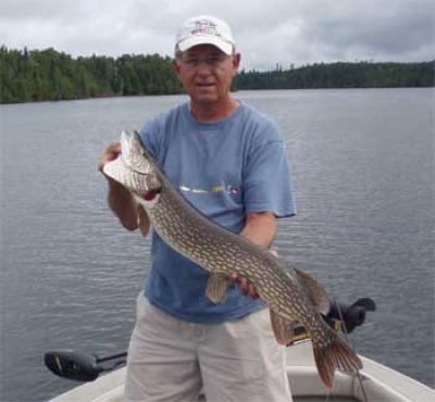 Ontario lodge with northern pike fishing