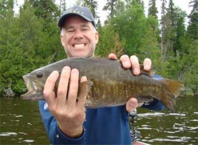 quality smallmouth bass fishing lodge