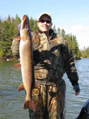 fish camp northern pike in Ontario