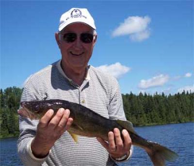 walleye fishing lodge Ontario Canada