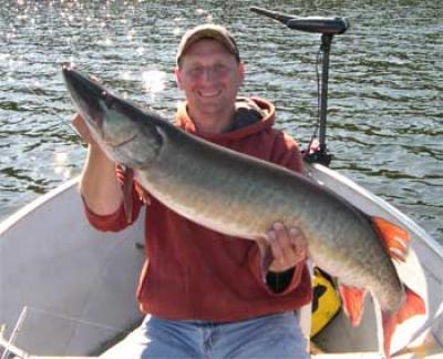 big muskie lodge in Ontario Canada