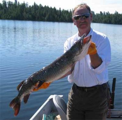 muskie lakes in canada resorts