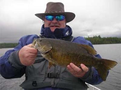 big smallmouth bass fishing lodge